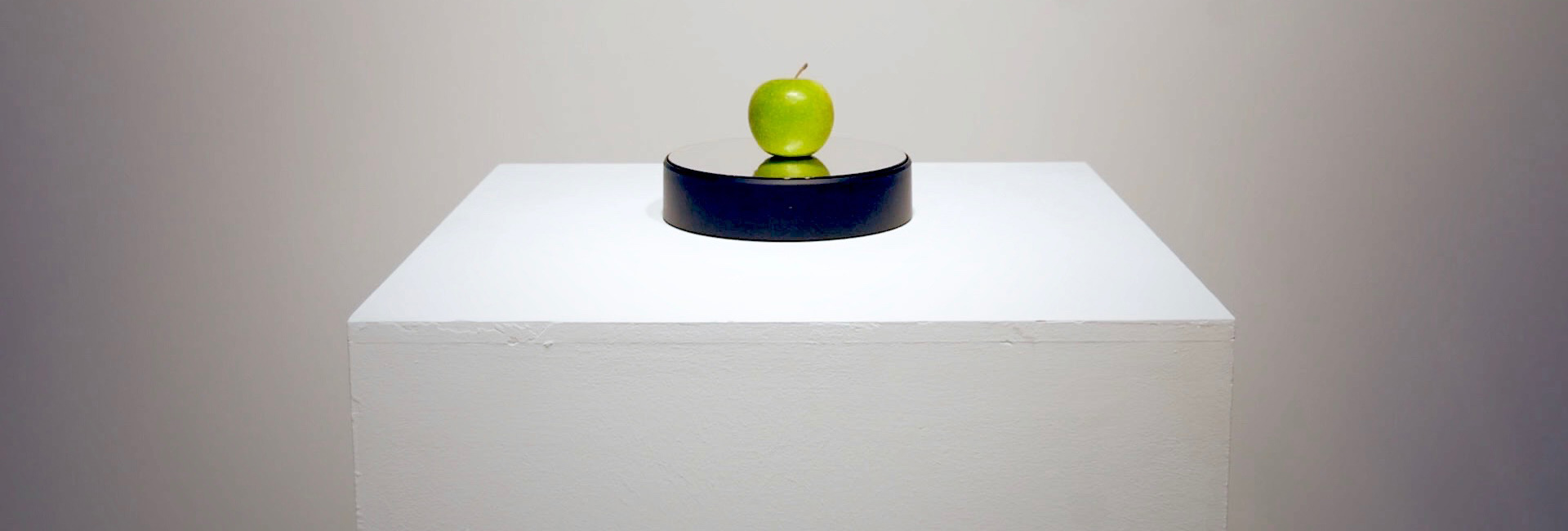 Marco Alessi, Benedict Morrison and Harrison Pearce «A is for Apple»